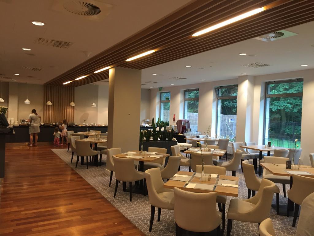 Apartament Przy Plazy - Darmowe Spa, Basen, Hotel Diune Kolobrzeg Bagian luar foto